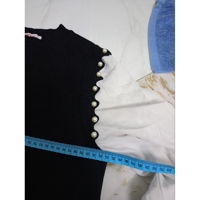 Đầm len đen size M