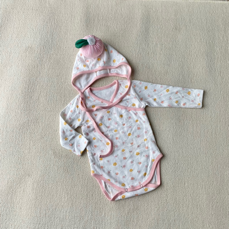 Body suit dài tay kèm mũ chất liệu cotton hàng Hàn cho bé