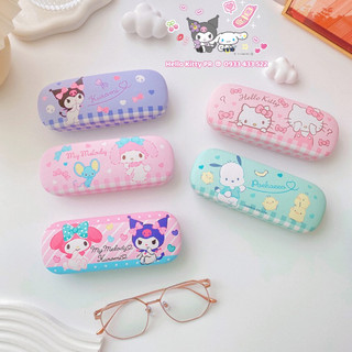 Hộp đựng mắt kính Hello Kitty