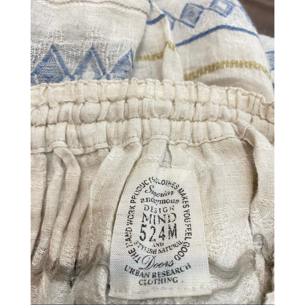 Chân váy design Mind 524M