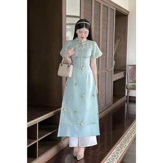 Áo dài cách tân 4 tà tay bồng tơ óng thêu cao cấp.