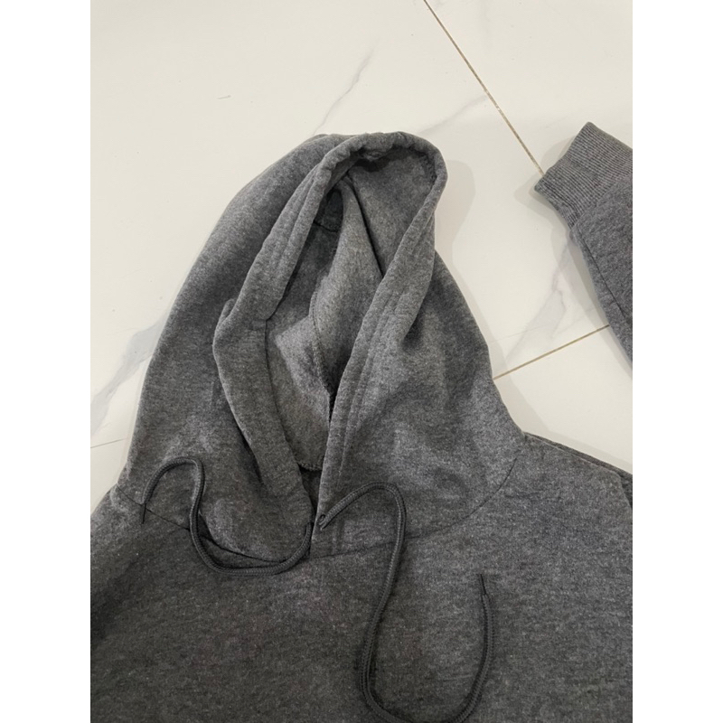 Áo hoodie xám mới ceng nam nữ đều mặc xinh
