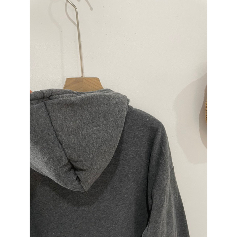 Áo hoodie xám mới ceng nam nữ đều mặc xinh