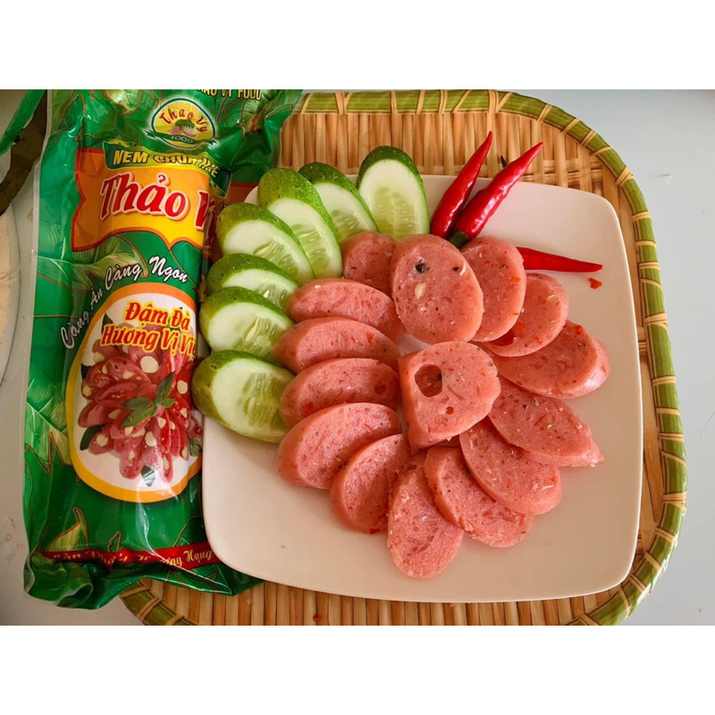 [Hoả tốc sg ] Nem chua Huế thảo vy - 1 cây