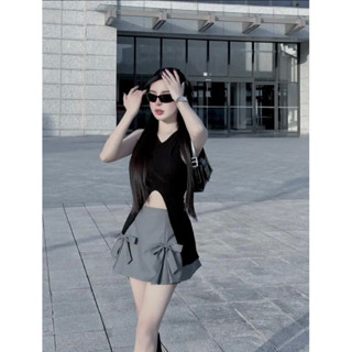 Set Áo Thun Xẻ Tà Croptop Chân Váy Nơ Xám Set Váy Jennie Blackpink Thun Gân QC - Thời Trang Nữ Giá Rẻ