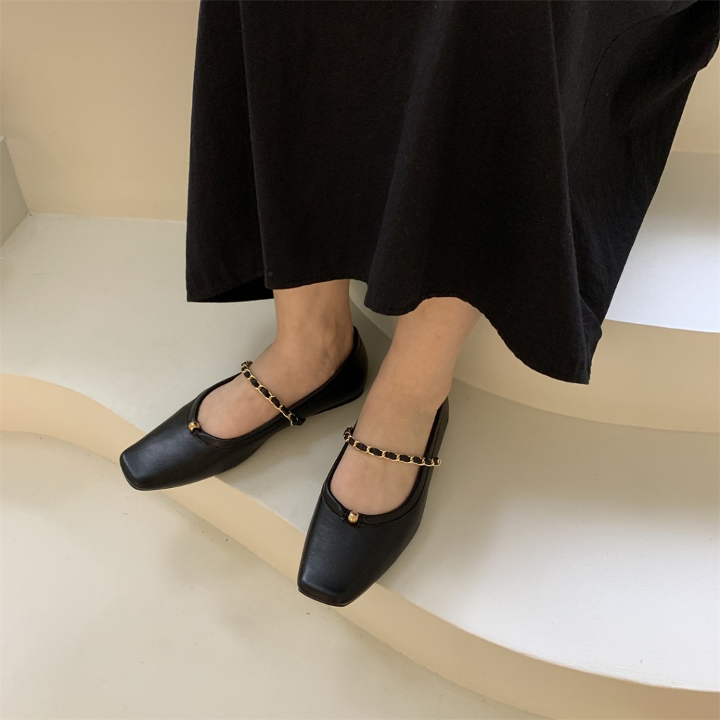 Giày Nữ Mũi Vuông Mary Jane Đế Bằng Da Trơn Cổ Điển WESTIE STUDIO - A421.TXN