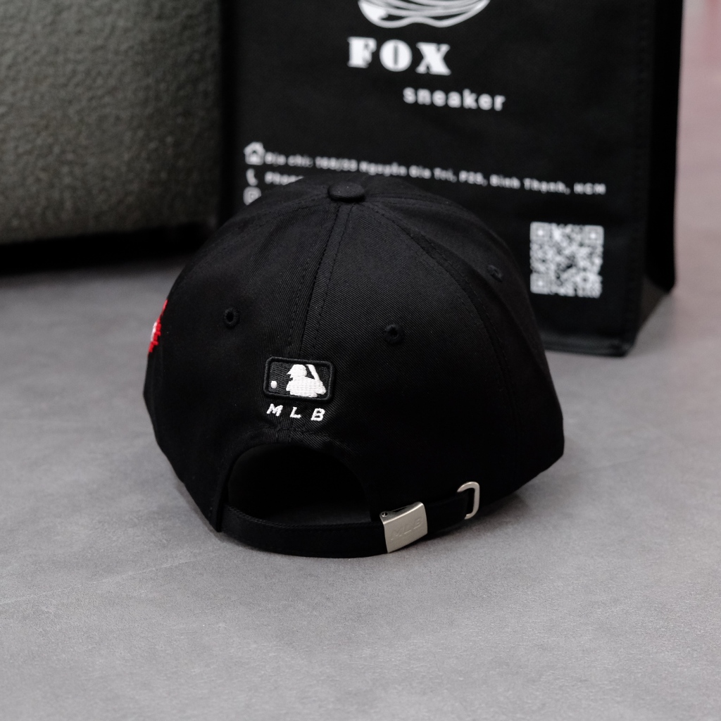 Mũ Nón MLB Ny Đen Thêu Logo Tim Love  | Fox Sneaker