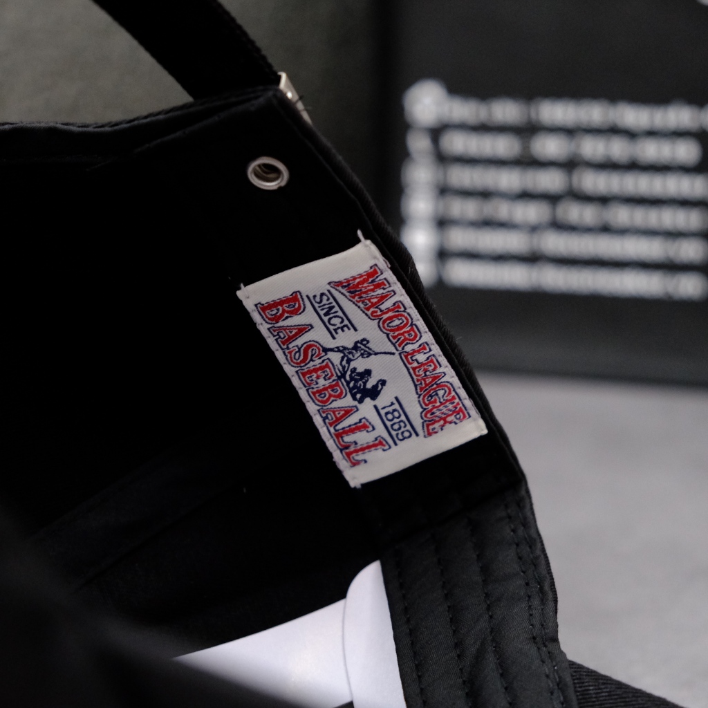 Mũ Nón MLB Ny Đen Thêu Logo Tim Love  | Fox Sneaker