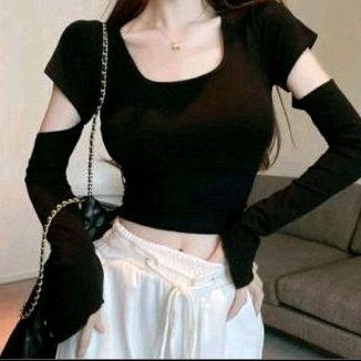 Áo thun croptop tay dài cổ vuông SM09