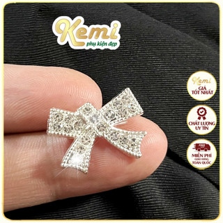 Nơ cài áo đính đá 2 cm bling bling sáng lấp lánh, tag cài váy đầm có sẵn ghim