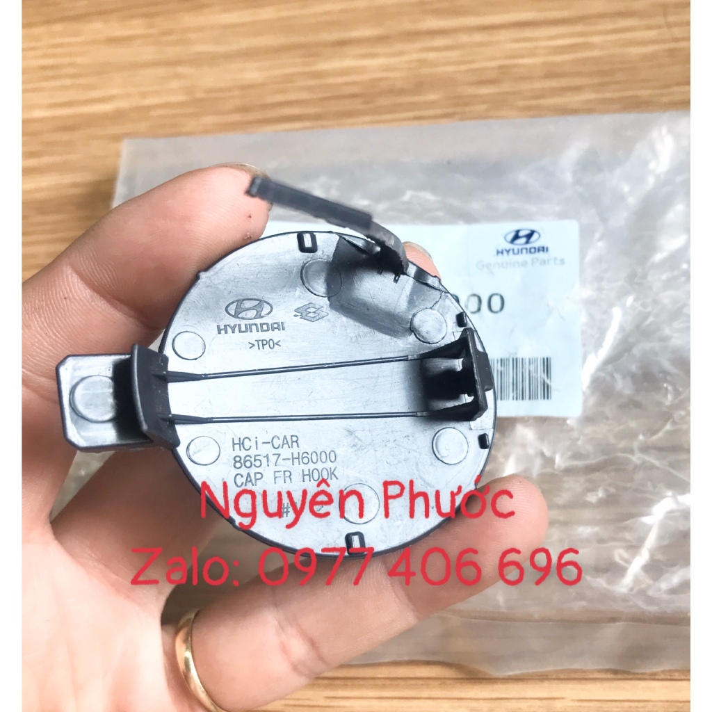 Nắp che móc kéo cứu hộ trước Hyundai Accent 2018 - 2020: Hàng chính hãng - 86517H6000