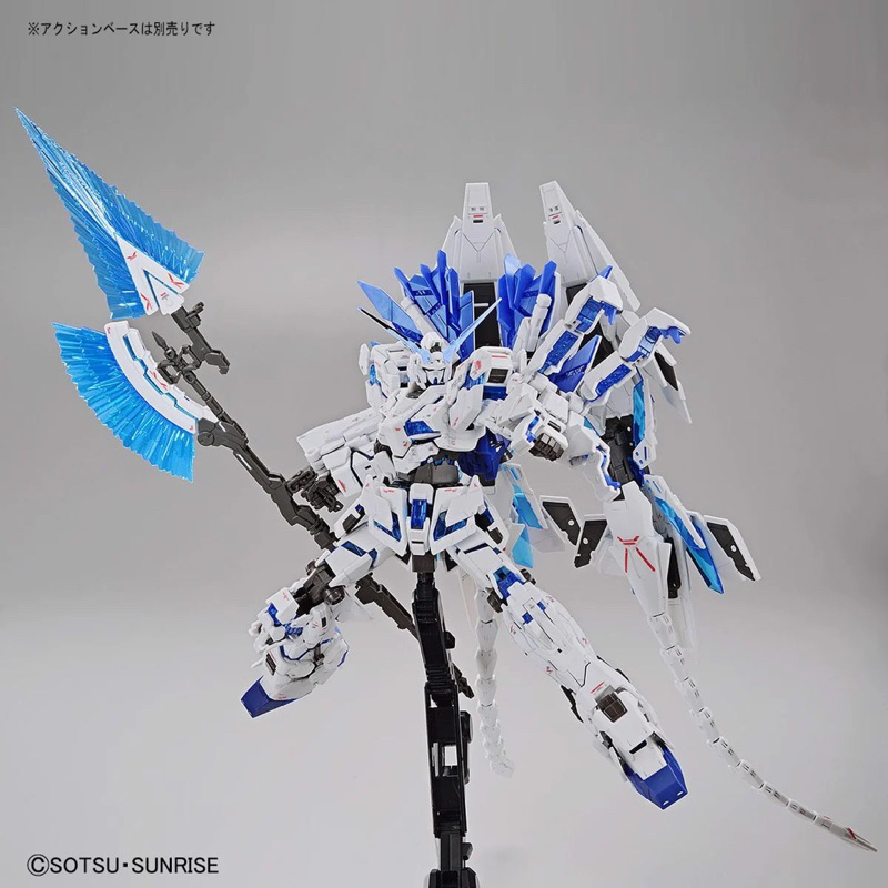 Mô hình lắp ráp The Gundam Base Limited RG Unicorn Perfectibility