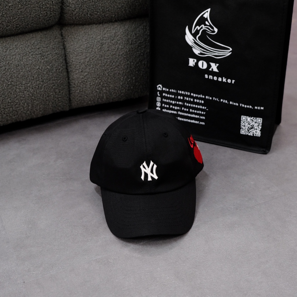 Mũ Nón MLB Ny Đen Thêu Logo Tim Love  | Fox Sneaker