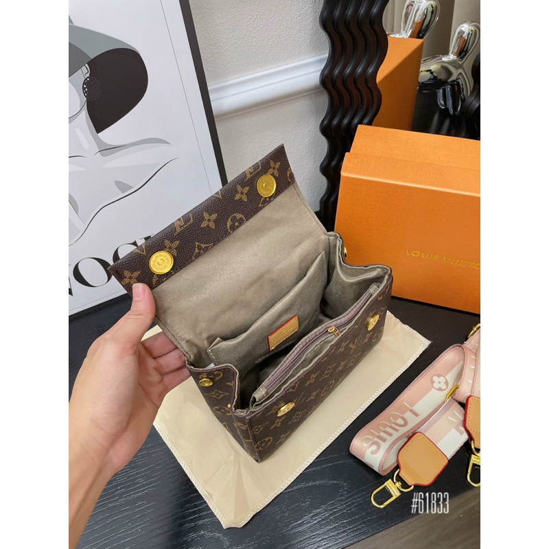 Túi L.V quai xách kèm hộp