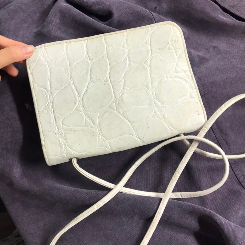 Túi 2hand trắng đeo chéo giỏ si