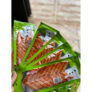 Snack mèo yêu cá tuổi thơ