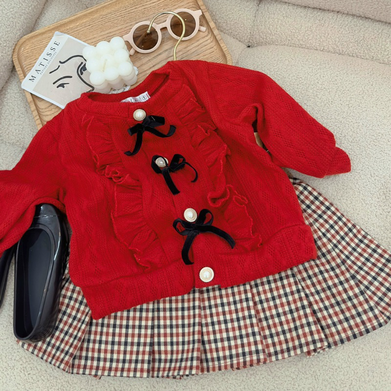 Set áo len đỏ 3 nơ đen bé gái