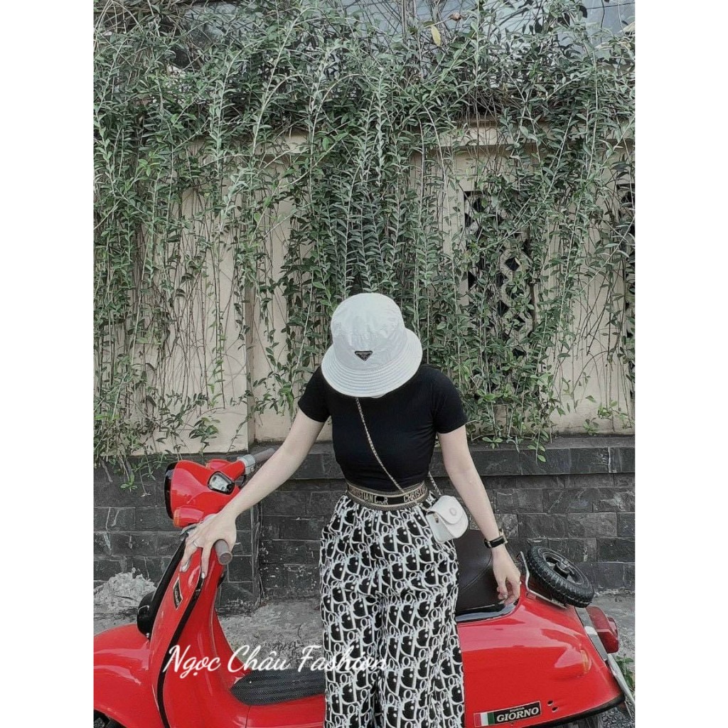 Set áo thun trơn tay ngắn croptop cổ tròn phối quần dài ống suông có túi lưng thun họa tiết Di o form 38-55kg