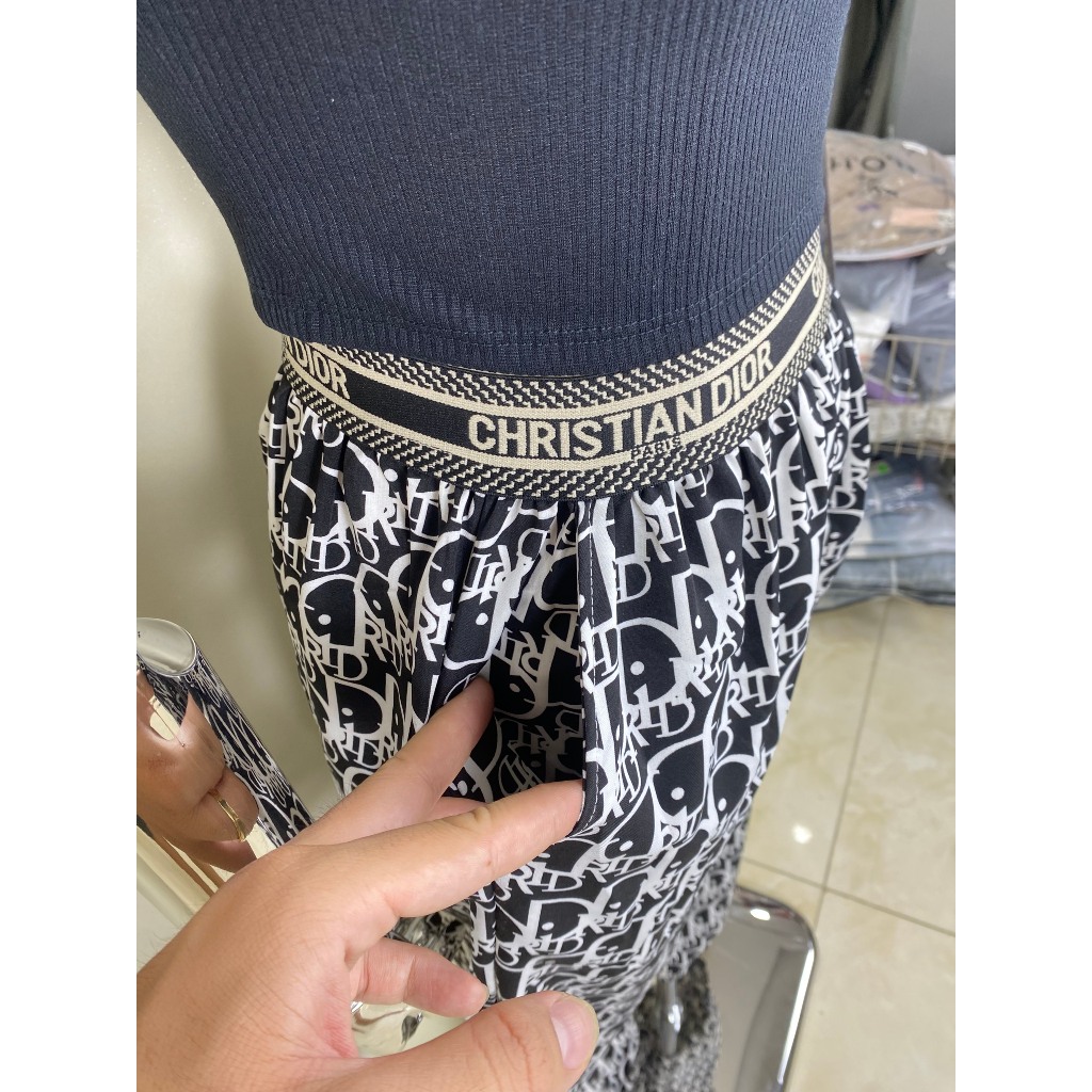 Set áo thun trơn tay ngắn croptop cổ tròn phối quần dài ống suông có túi lưng thun họa tiết Di o form 38-55kg