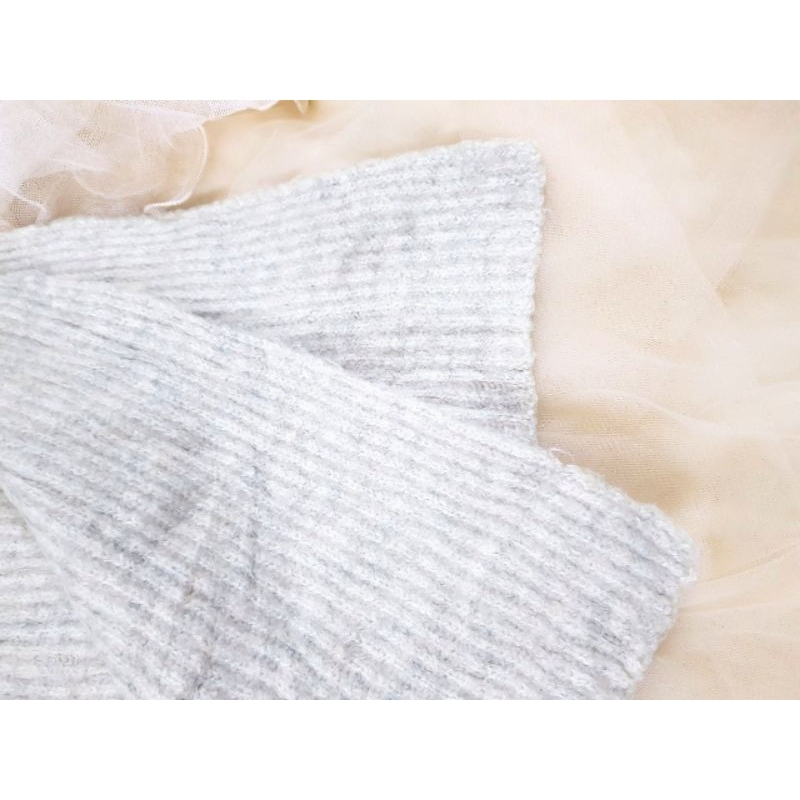 Khoác dài , màu xám, len gân xù 1 lớp co giãn, freesize, 2hand, used, 9778