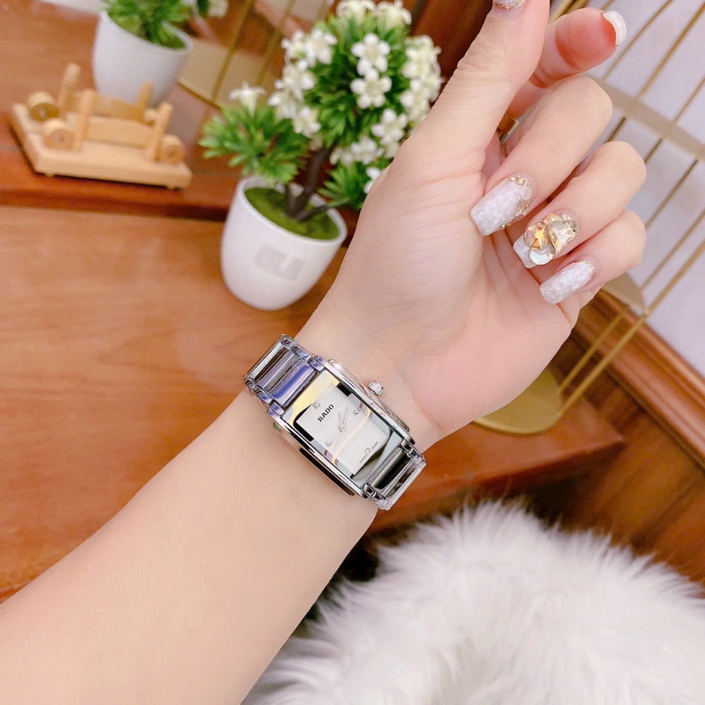 Đồng hồ RADO Nữ mặt hình chữ nhật, 3 kim, đủ màu, size mặt 22mm, chống nước, chống xước, lên tay siêu sang chảnh