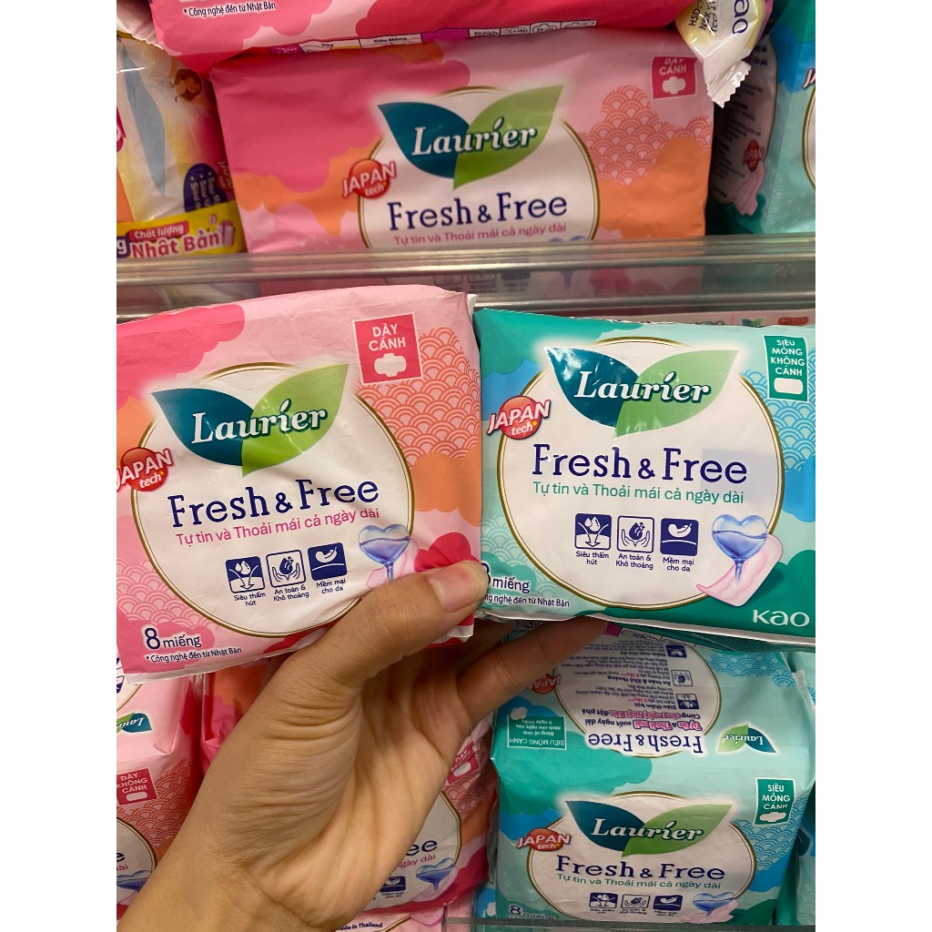 Băng vệ sinh Laurier Fresh & Free Dày cánh/không cánh siêu mỏng cánh ban ngày 8 miếng