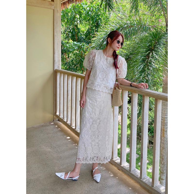 𝐗𝐚𝐯𝐢𝐚 𝐒𝐞𝐭 - Set ren hoa nổi