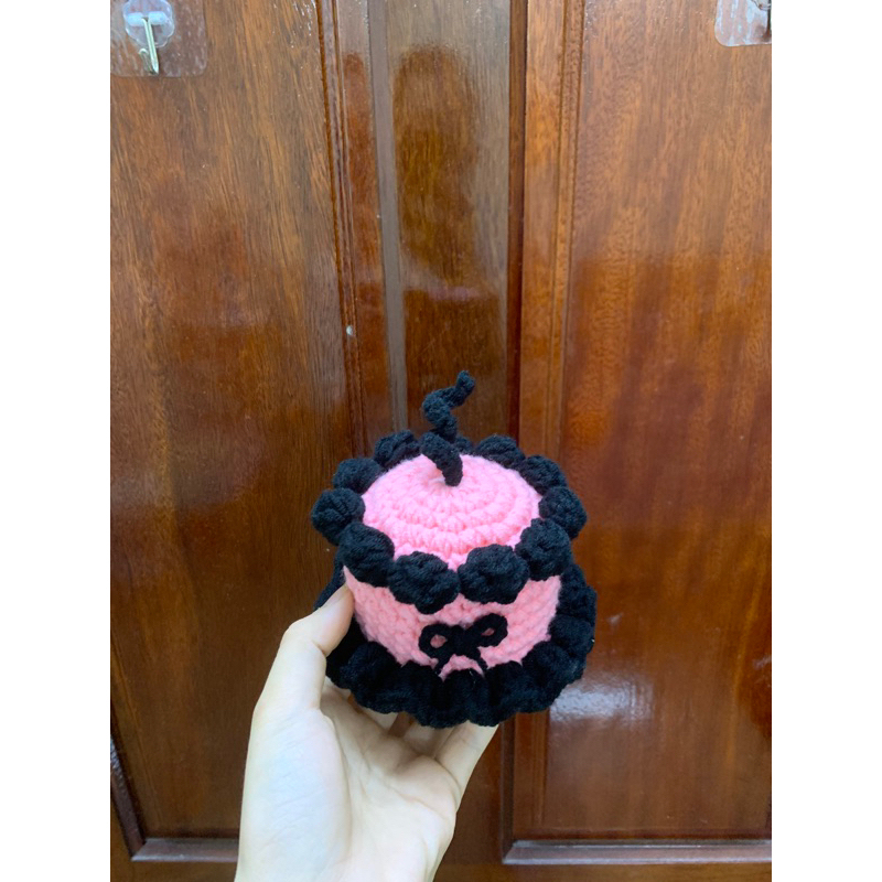 Bánh kem sinh nhật bằng len