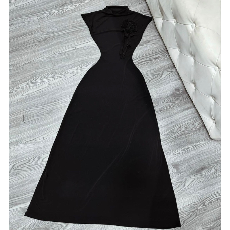 Váy body cổ trụ cánh dơi dáng xuông dài sang chảnh