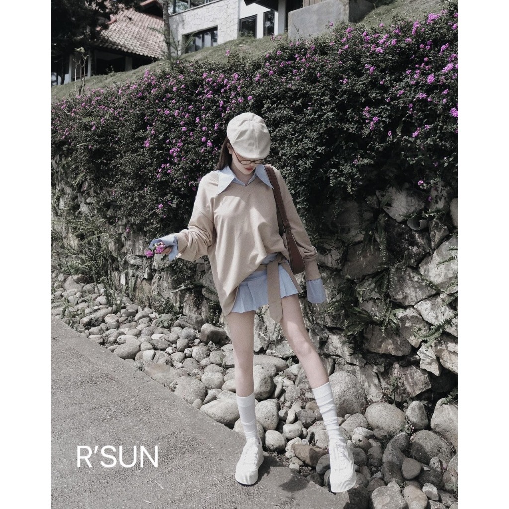 Set sơmi kẻ xanh kèm áo nỉ da cá phối màu - Sarang Clothing