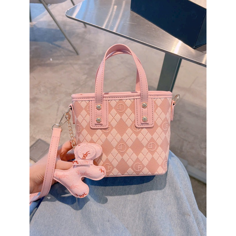 TÚI NỘI ĐỊA TOTE TAG GẤU