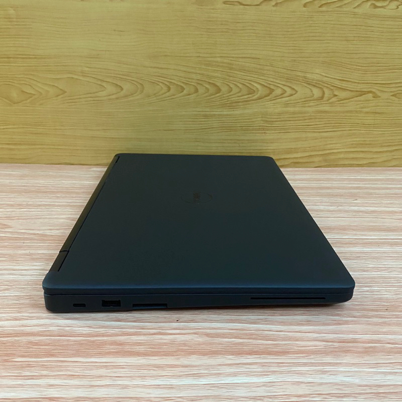 Máy tính xách tay Dell Latitude