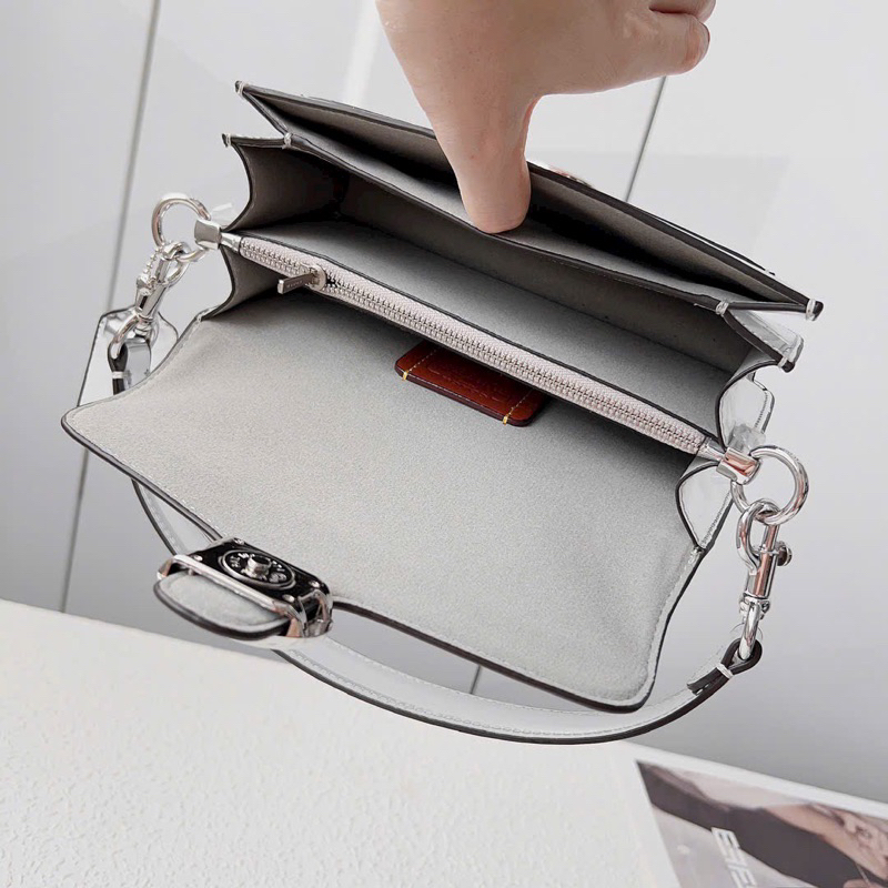 Túi Co4ch Tabby Silver sang chảnh