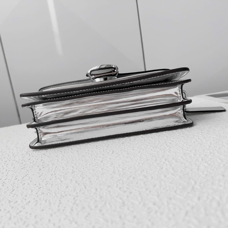 Túi Co4ch Tabby Silver sang chảnh