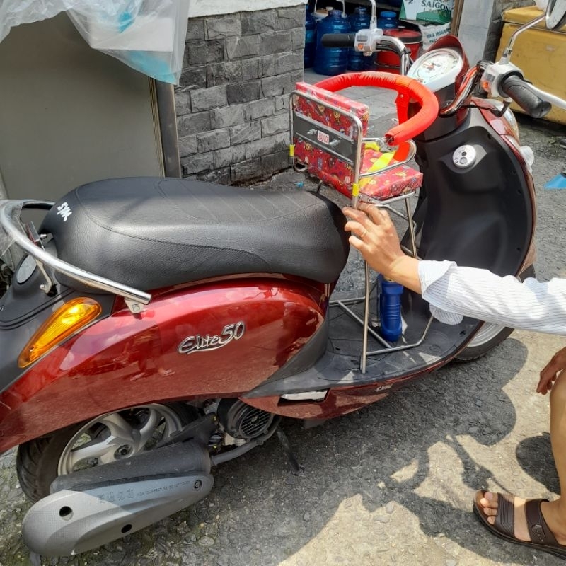 Ghế Inox Ngồi Xe Máy Cho Bé Các Loại Xe Tay Ga Có Vòng Bảo Vệ