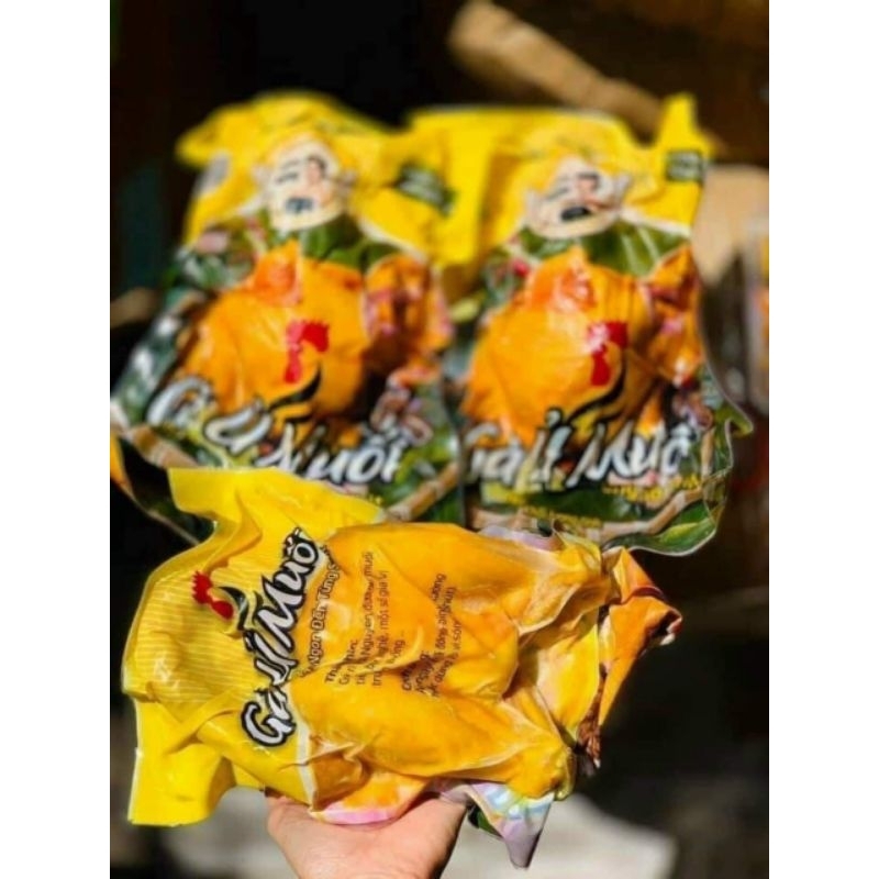 SHIP HỎA TỐC TP HCM GÀ Ủ MUỐI MADAM HOÀNG