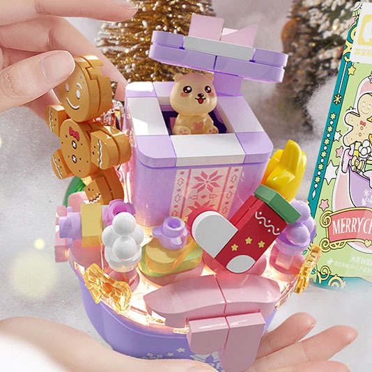 Đồ Chơi Lắp Ráp Kiểu Lego Giáng Sinh Set 4 Bộ Mô Hình Người Tuyết, Ông Già Noel, Cây Thông No.605030-605033 Với 498+PCS