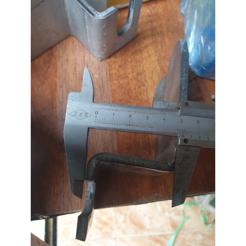 Tai bưởng cong inox6mm