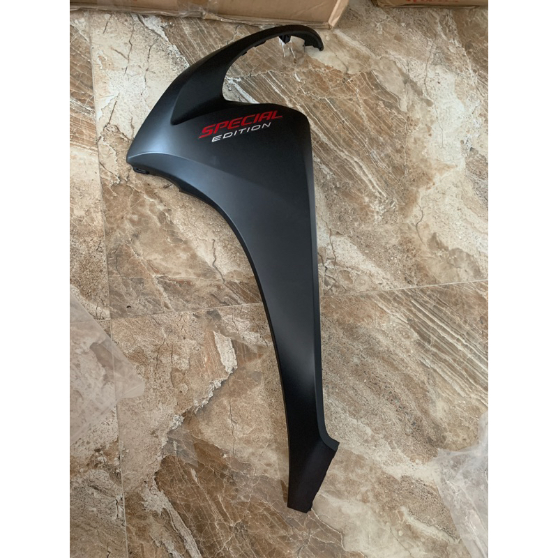 Cánh yếm trước bên phải, trái - bửng yếm HONDA VISION năm 2022-2023 màu Xám xi măng. *NHC60P* 64300K2CVF0ZA