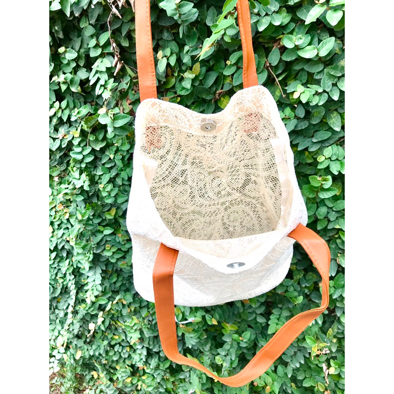 Túi tole ren trắng quà tặng L’Oréal kt 31*34*8,5