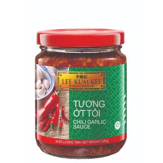Tương Tỏi Ớt Lee Kum Kee 226gr & 2.13kg/ Sốt Ớt Tỏi Lee Kum Kee/ Lee Kum Kee Chili Garlic Sauce - Nhập Khẩu HongKong