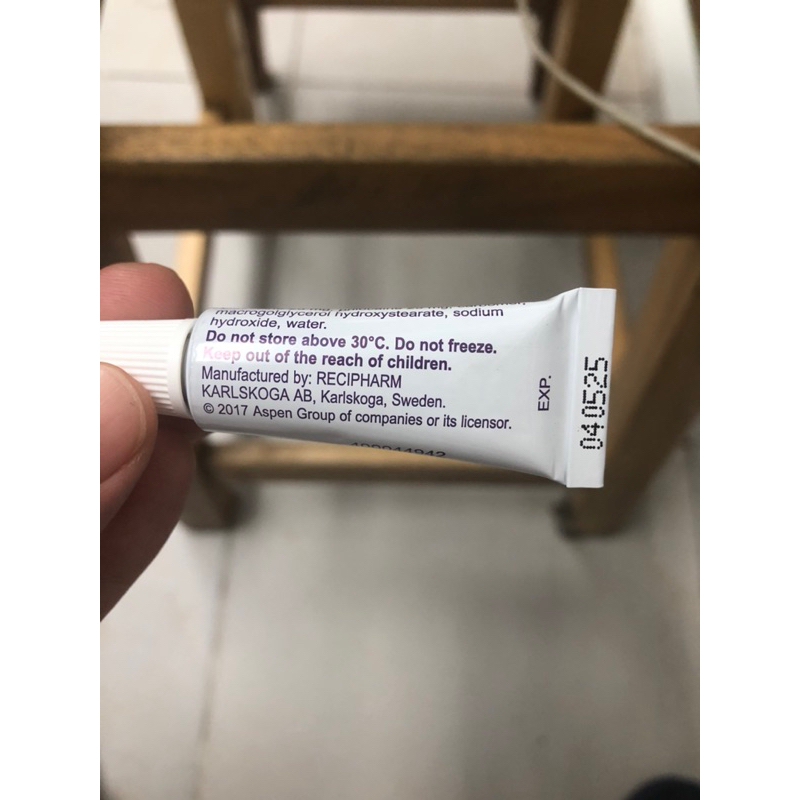 Kem bôi ngoài da E. m. l@