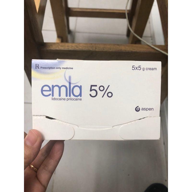 Kem bôi ngoài da E. m. l@