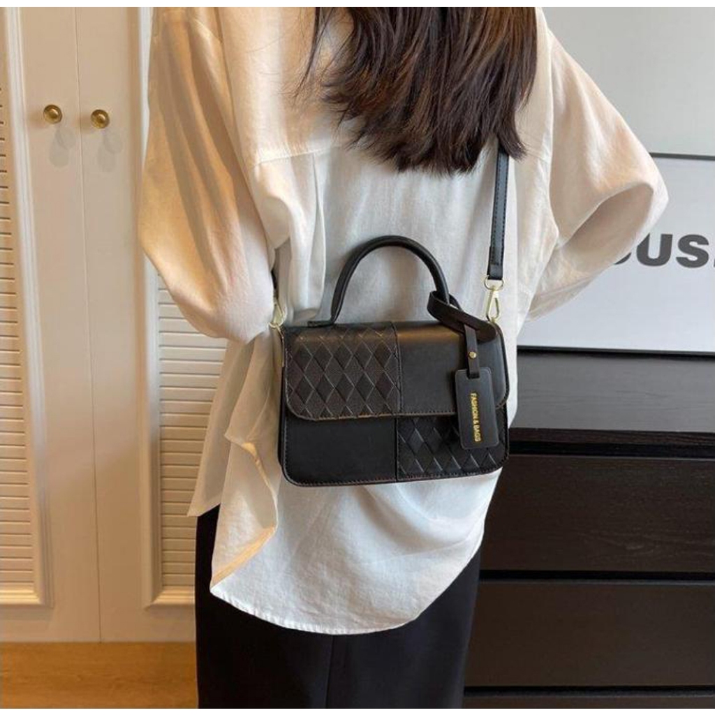 Túi xách đeo chéo đeo vai nữ thời trang Bag.thanhthu túi cầm tay da 2 ly in trám vá màu 3 ngăn sang chảnh 811