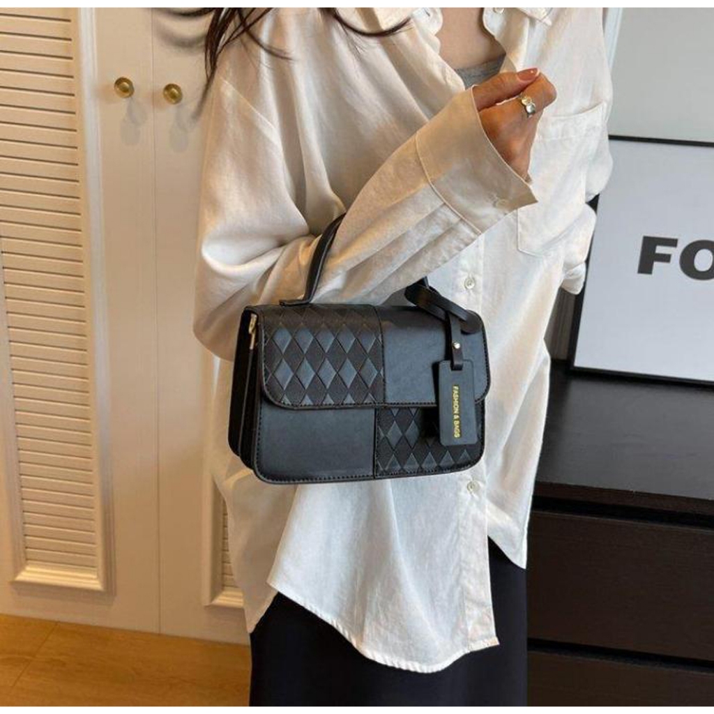 Túi xách đeo chéo đeo vai nữ thời trang Bag.thanhthu túi cầm tay da 2 ly in trám vá màu 3 ngăn sang chảnh 811