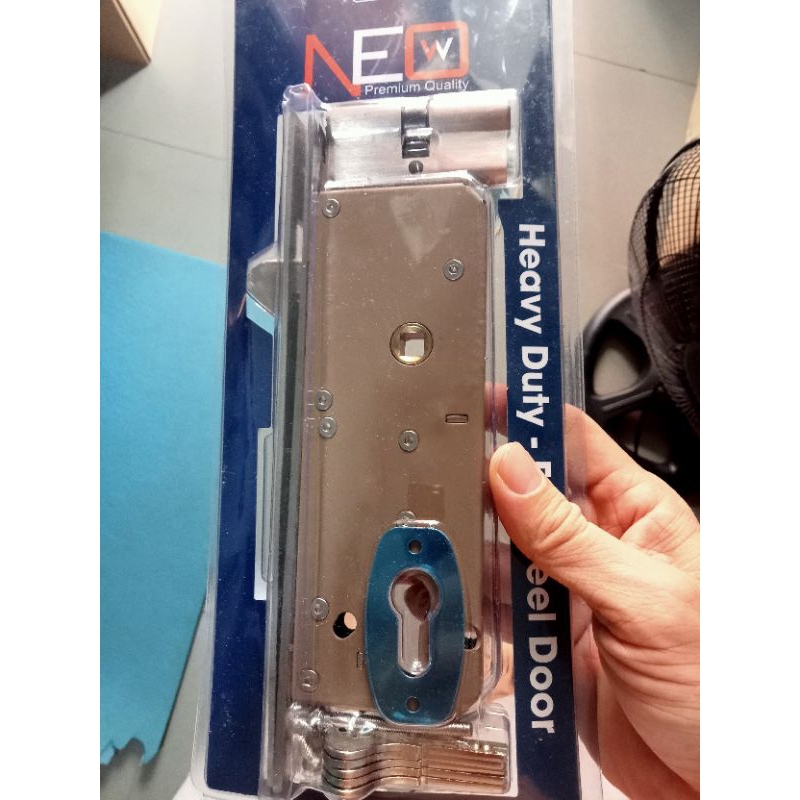 Khoá cửa lùa sắt Neo chính hãng
