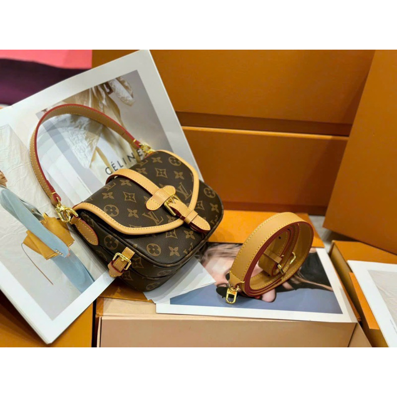 Túi lv saumur bb quai xách size20