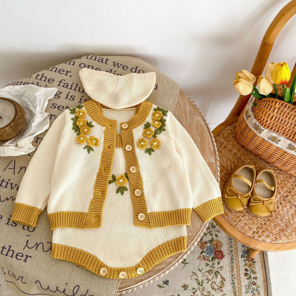 Set len thêu hoa mai mềm mại cho bé