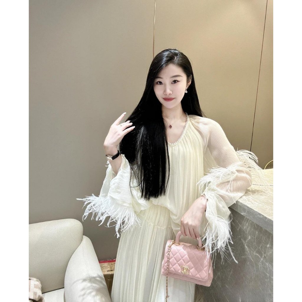 Váy thiết kế cao cấp La.na set váy bánh bèo dài tay nữ tính màu trắng dáng xòe sang chảnh - SV842