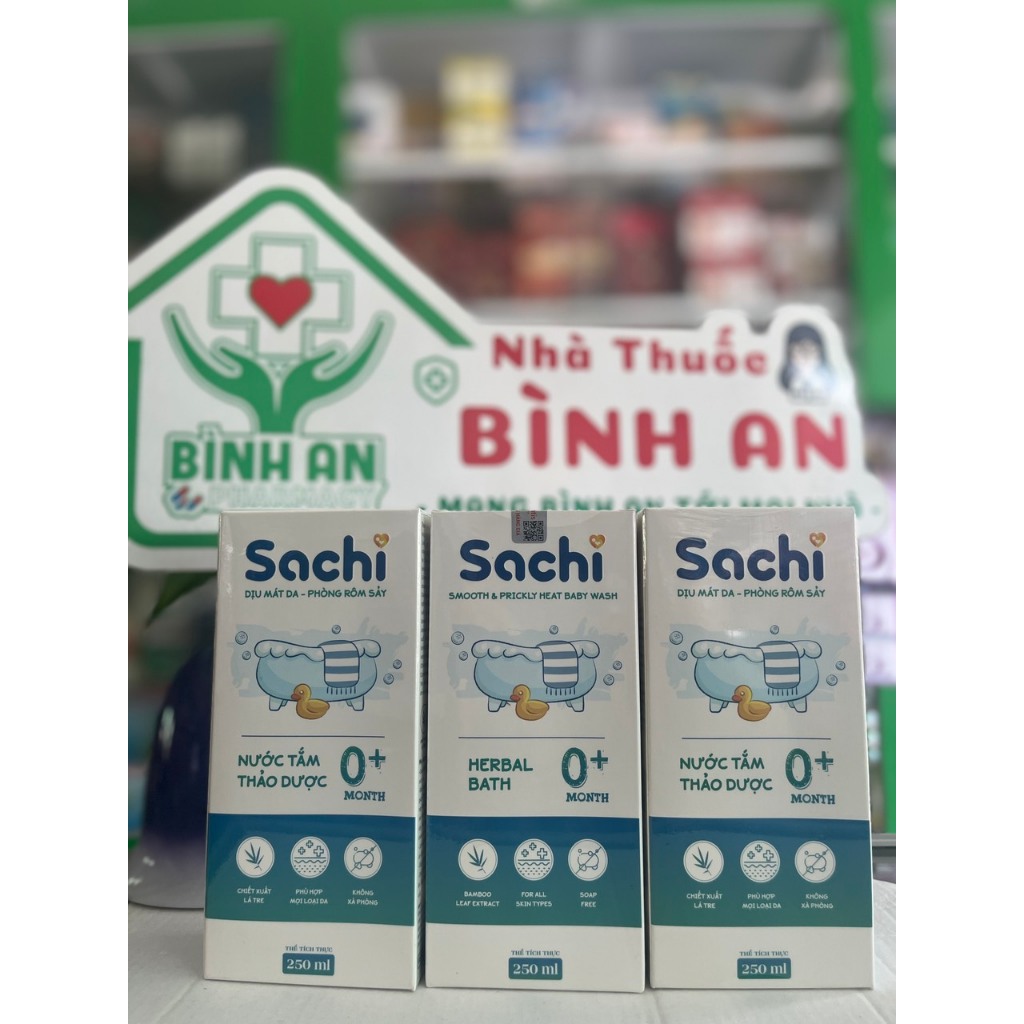 Nước tắm gội thảo dược Sachi giúp khử mùi, làm sạch nhẹ nhàng, dịu mát da, an toàn cho bé 250ml - NT Bình An